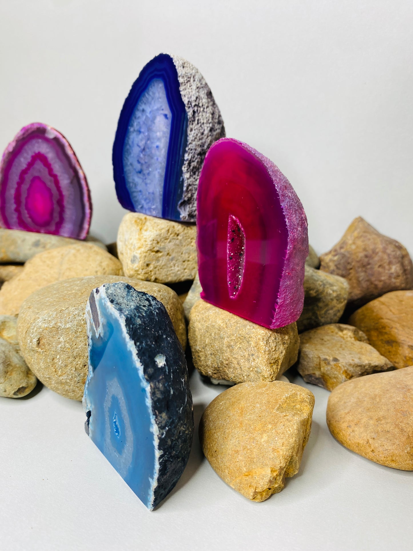 Mini Agate Caves